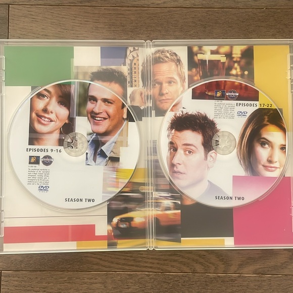 HOW I MET YOUR MOTHER-SEASON 2  DVD/3 DISC - Picture 10 of 13